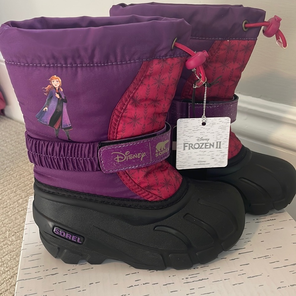 NWT Disney X Sorrel Flurry Frozen Boots Anna edition